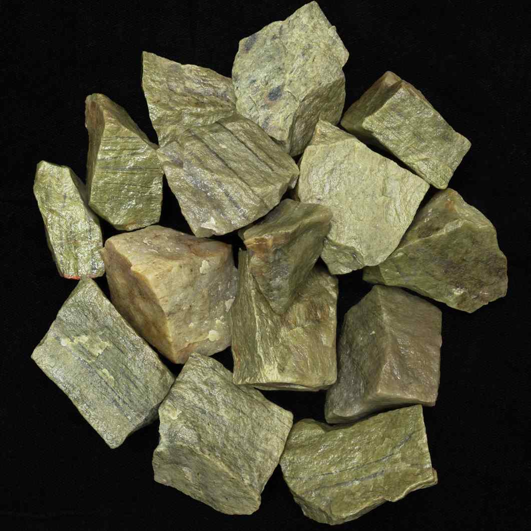Vessonite Rough/Raw Natural Crystal for Tumbling Chakra Balancing - TheIndianHand